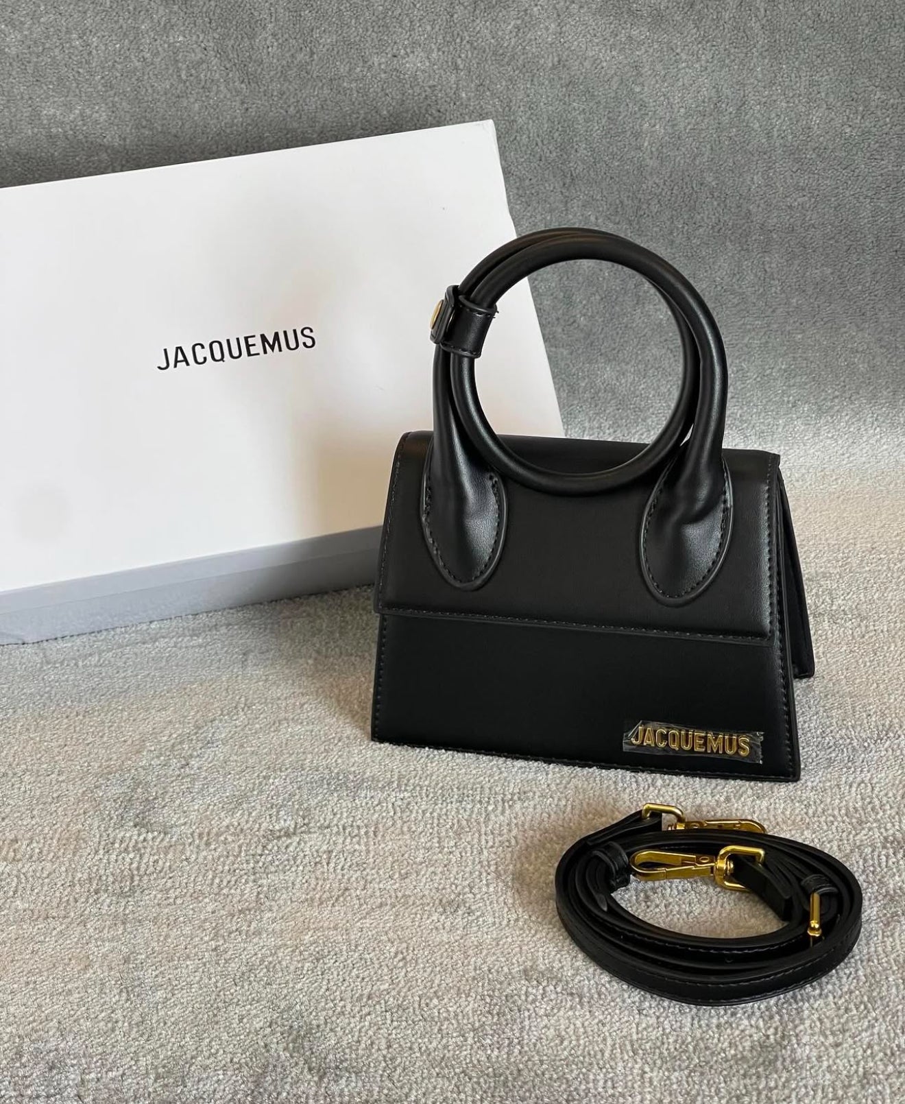 Jacquemus Hand bag - l3roma