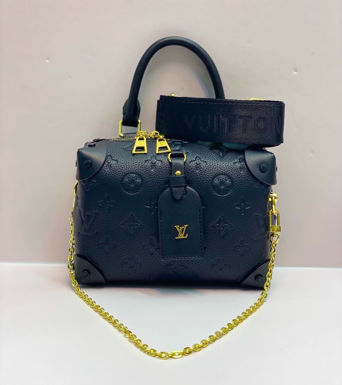 LV Hand bag - l3roma